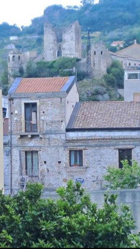 PALAZZO CAMERANa Messina